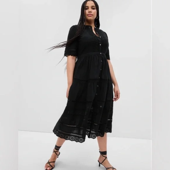 dress of laces Must Be Love Lace Maxi Dress White